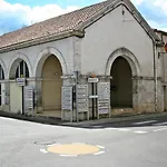 Bonabri - D'hotes Bed & Breakfast Chazelles (Charente)
