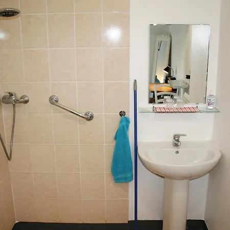 Bonabri - D'hotes Bed & Breakfast 3*