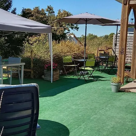 Bonabri - D'hotes Bed & Breakfast 3*