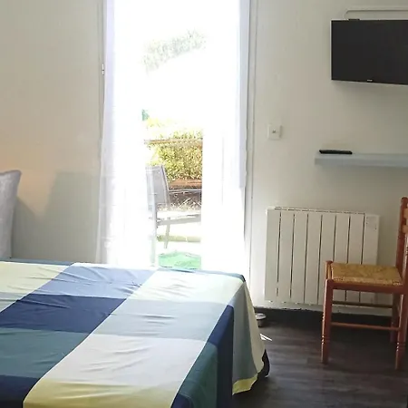 Bonabri - D'hotes Bed & Breakfast Chazelles (Charente)