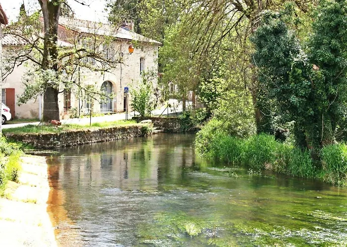 Bonabri - D'hotes Frühstückspension Chazelles (Charente)